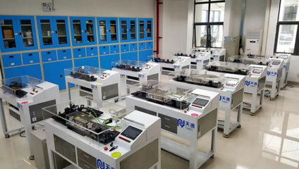 深技師激光專業 就業前景廣闊，央視聚焦光電技術研發